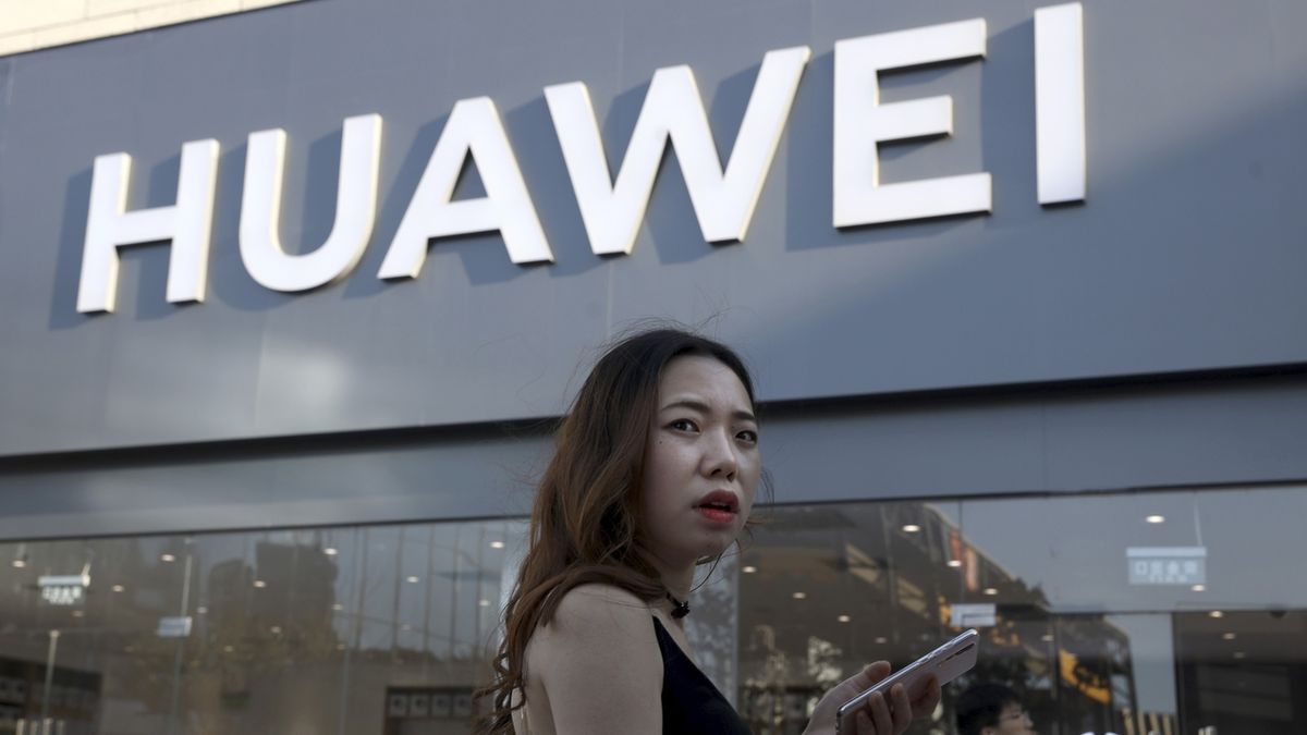 Terčem amerických sankcí budeme ještě dlouho, očekává Huawei